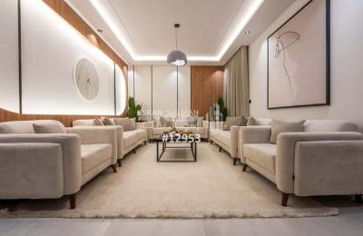 Apartment with 6 Bedrooms