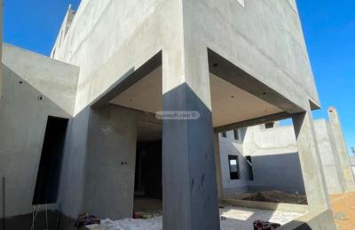 Villa 600 SQM Facing North on 20m Width Street