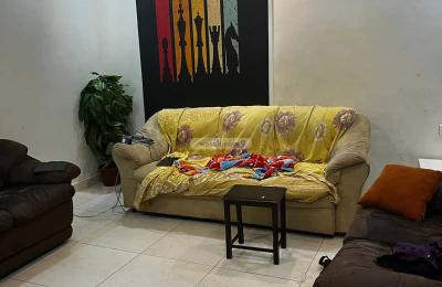 Apartment with 7 Bedrooms