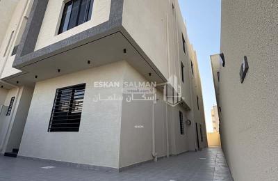 Apartment with 6 Bedrooms