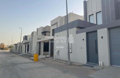 Villa 350 SQM Facing North on 15m Width Street