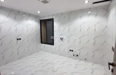 Floor 131.14 SQM with 4 Bedrooms