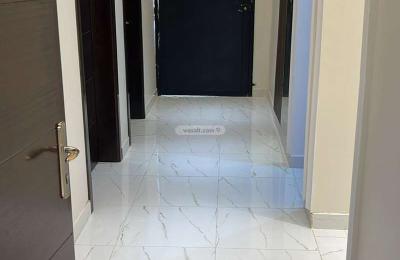 Floor 450 SQM with 3 Bedrooms