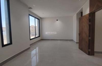 Villa 200 SQM Facing South on 20m Width Street