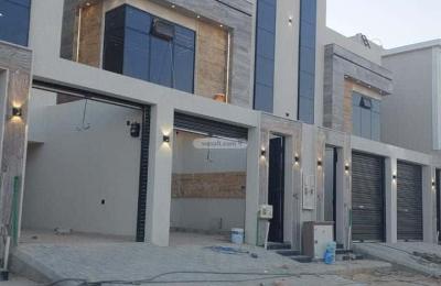 Villa 249 SQM with 1 Apartment Facing West