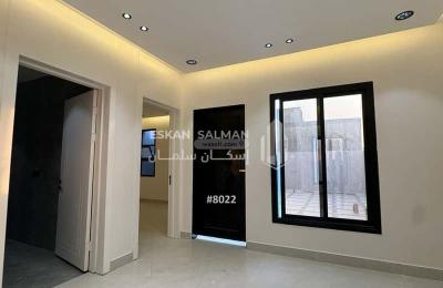 Floor 159.76 SQM with 5 Bedrooms