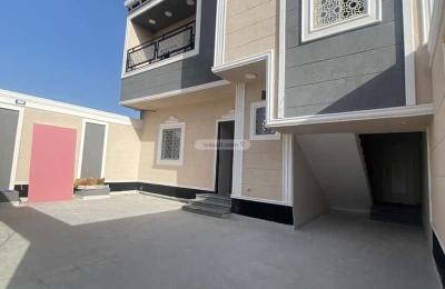 Floor 300 SQM with 6 Bedrooms