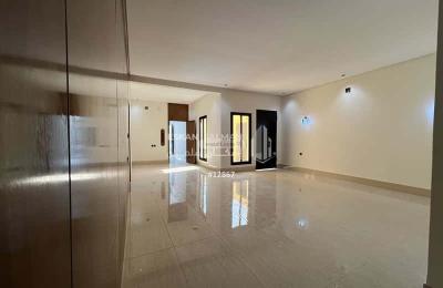 Floor 220.68 SQM with 6 Bedrooms
