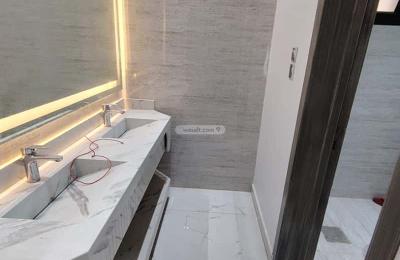 Floor 200.09 SQM with 4 Bedrooms