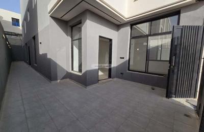 Floor with 5 Bedrooms