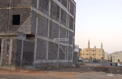 Building 330 SQM Facing East