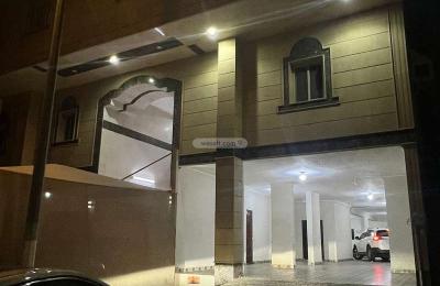 Apartment with 6 Bedrooms