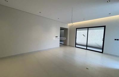 Villa 805 SQM Facing South East on 18m Width Street
