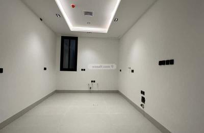 Apartment 900 SQM with 5 Bedrooms