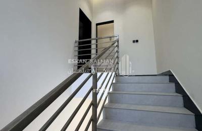 Apartment with 4 Bedrooms