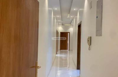 Apartment with 6 Bedrooms