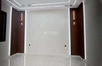 Apartment with 7 Bedrooms