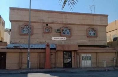 Building 400 SQM Facing East