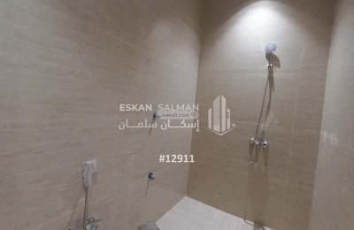 Floor 212.74 SQM with 6 Bedrooms