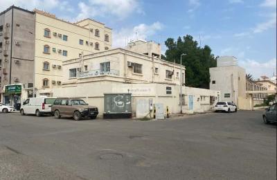 Land 623.4 SQM Facing 3 Streets on 17m Width Street