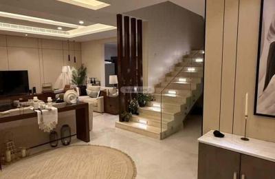 Furnished Villa 262 SQM Facing East