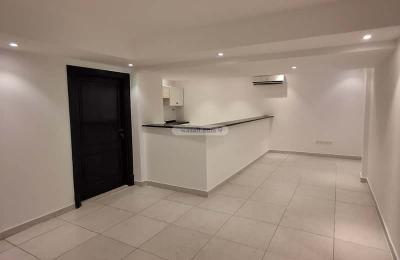 Apartment with 4 Bedrooms