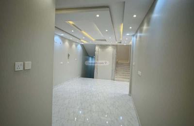 Villa 300 SQM Facing North East on 20m Width Street