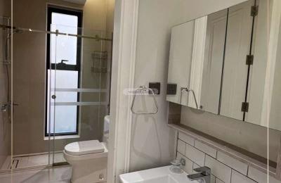 Apartment with 5 Bedrooms