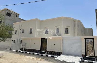 Villa 900 SQM Facing West on 15m Width Street