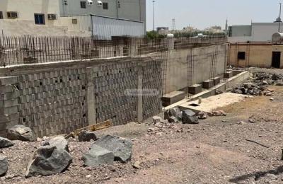 Land 657.82 SQM Facing East on 17m Width Street