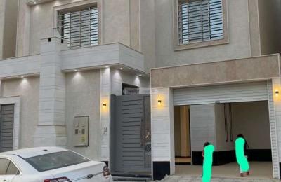 Villa 274 SQM with 2 Apartments Facing East