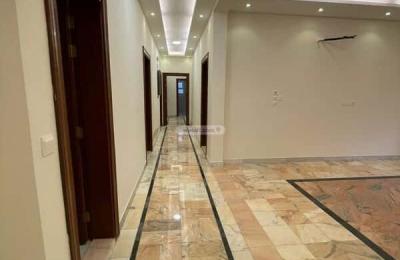 Apartment with 5 Bedrooms