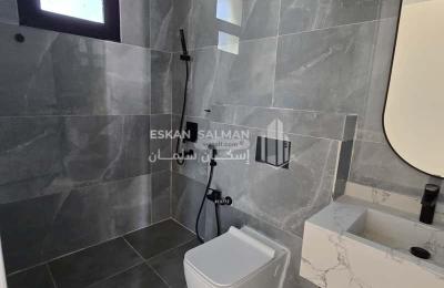 Apartment 221 SQM with 6 Bedrooms