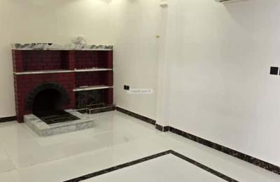 Villa 300 SQM Facing South on 20m Width Street