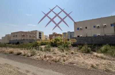 Land 400 SQM Facing North on 30m Width Street