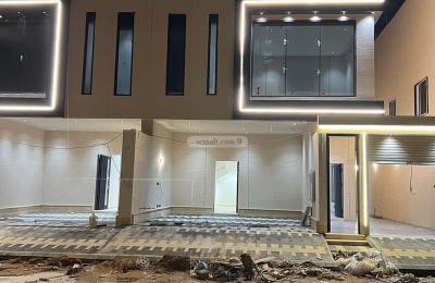 Floor 241 SQM with 4 Bedrooms