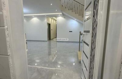 Apartment with 6 Bedrooms