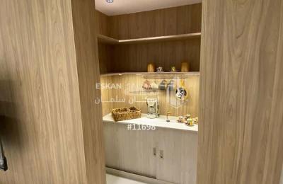 Floor 195.45 SQM with 5 Bedrooms