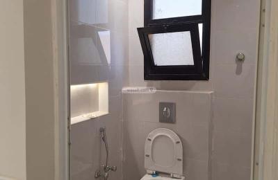 Floor 176.53 SQM with 5 Bedrooms