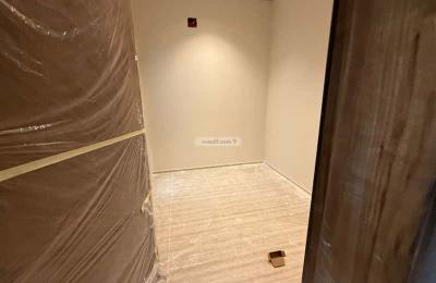 Villa 275 SQM Facing South on 18m Width Street