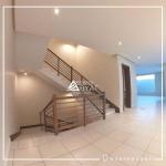 Villa 750 SQM Facing West with 5 Bedrooms