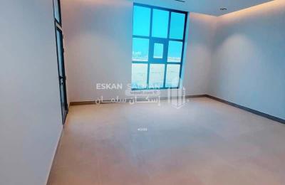 Floor 176.58 SQM with 6 Bedrooms