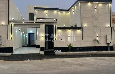 Floor 215.72 SQM with 5 Bedrooms