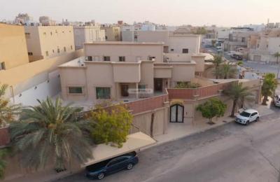 Villa 1573 SQM Facing East on 18m Width Street