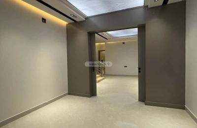 Floor with 7 Bedrooms