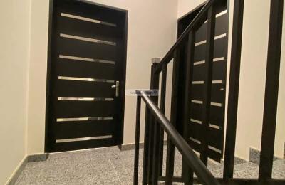 Floor with 5 Bedrooms