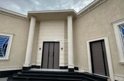 Floor with 7 Bedrooms