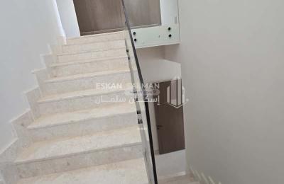 Apartment with 5 Bedrooms