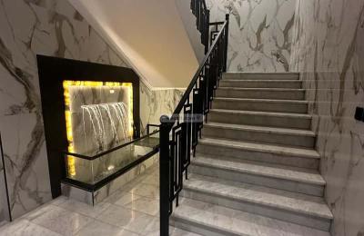 Apartment with 5 Bedrooms