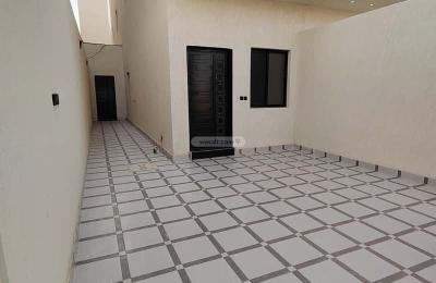 Floor 168.99 SQM with 3 Bedrooms